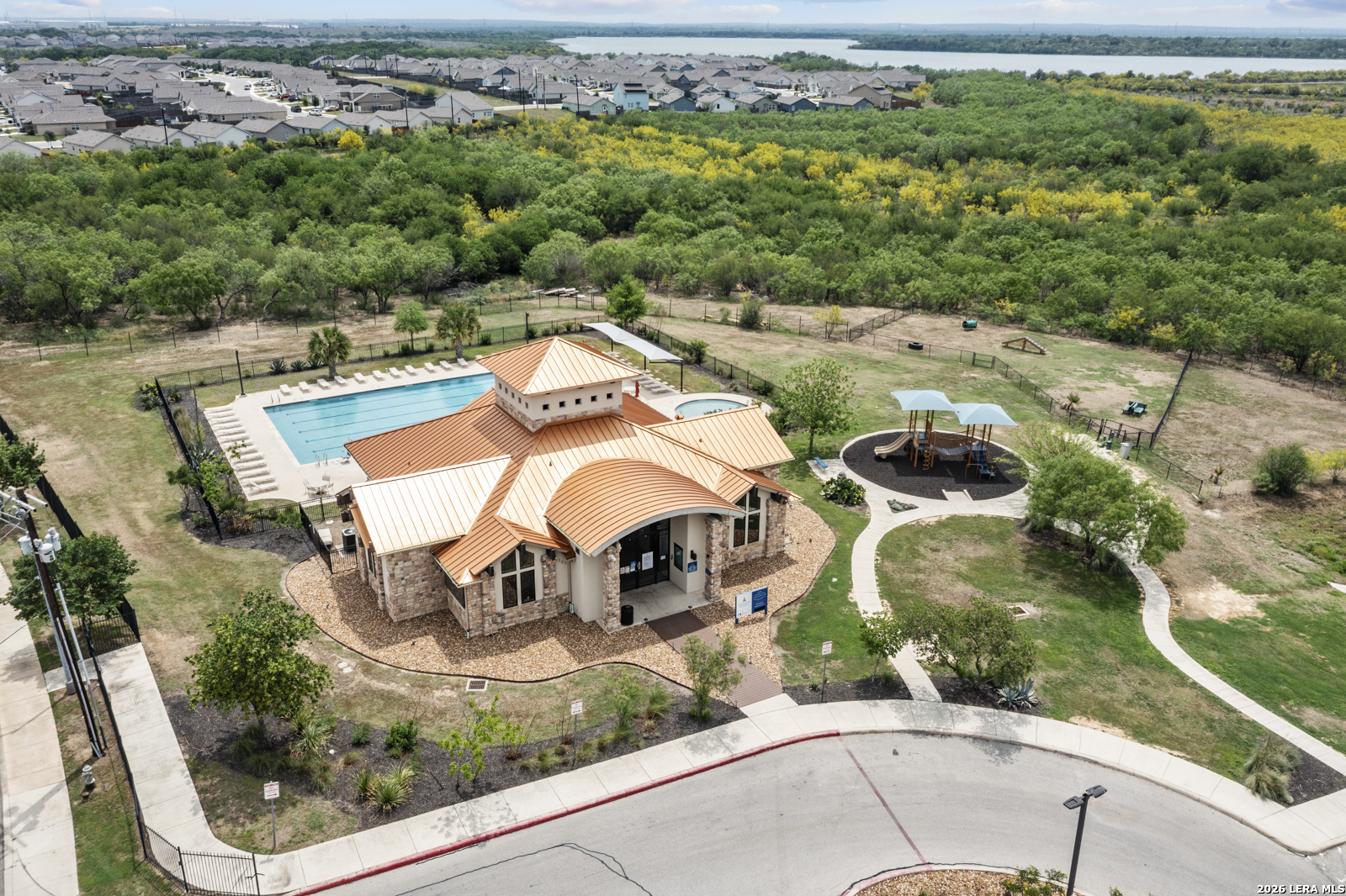 1123 JANZEN RD, San Antonio, TX 78221