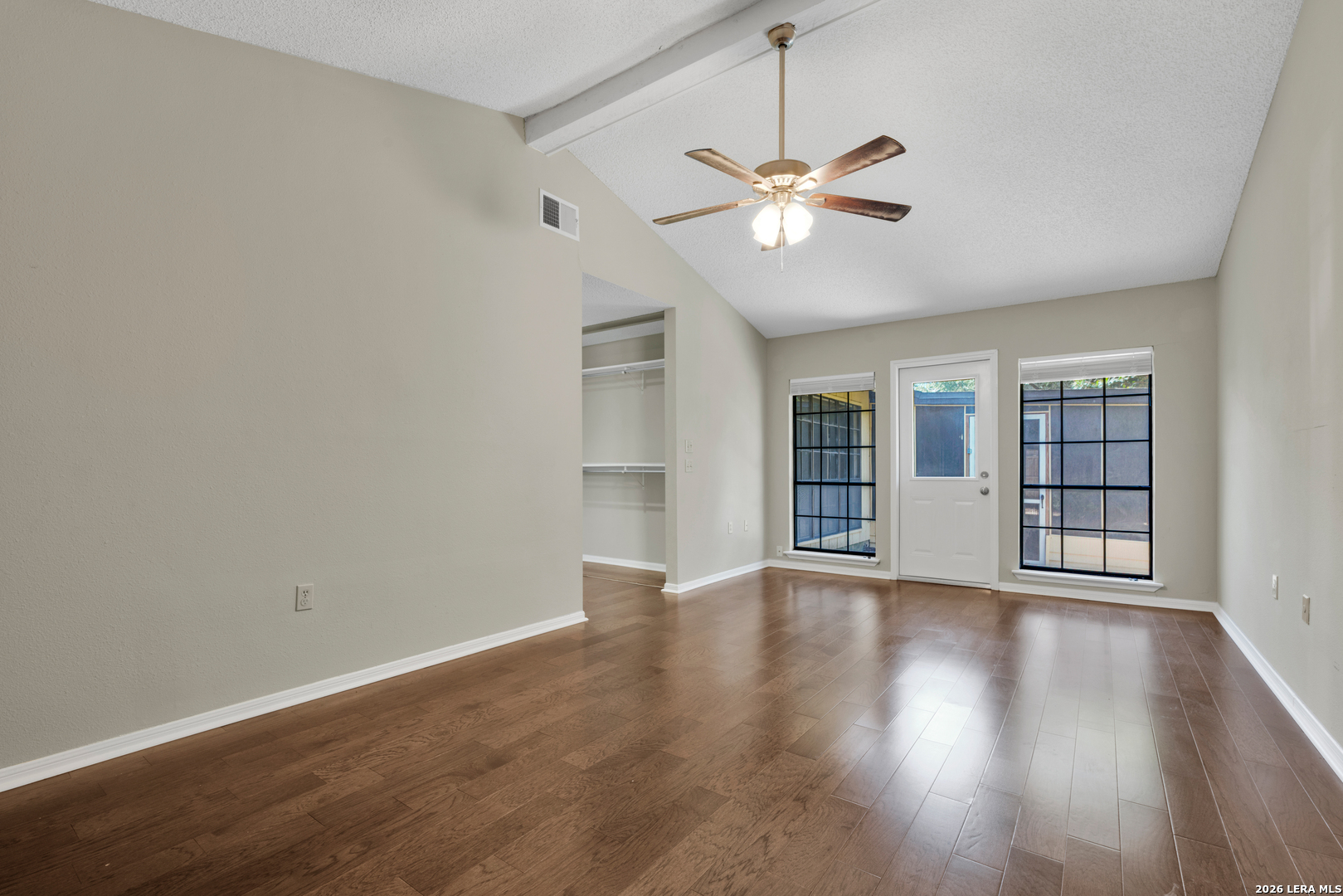 6327 Silver Fox, San Antonio, TX 78247