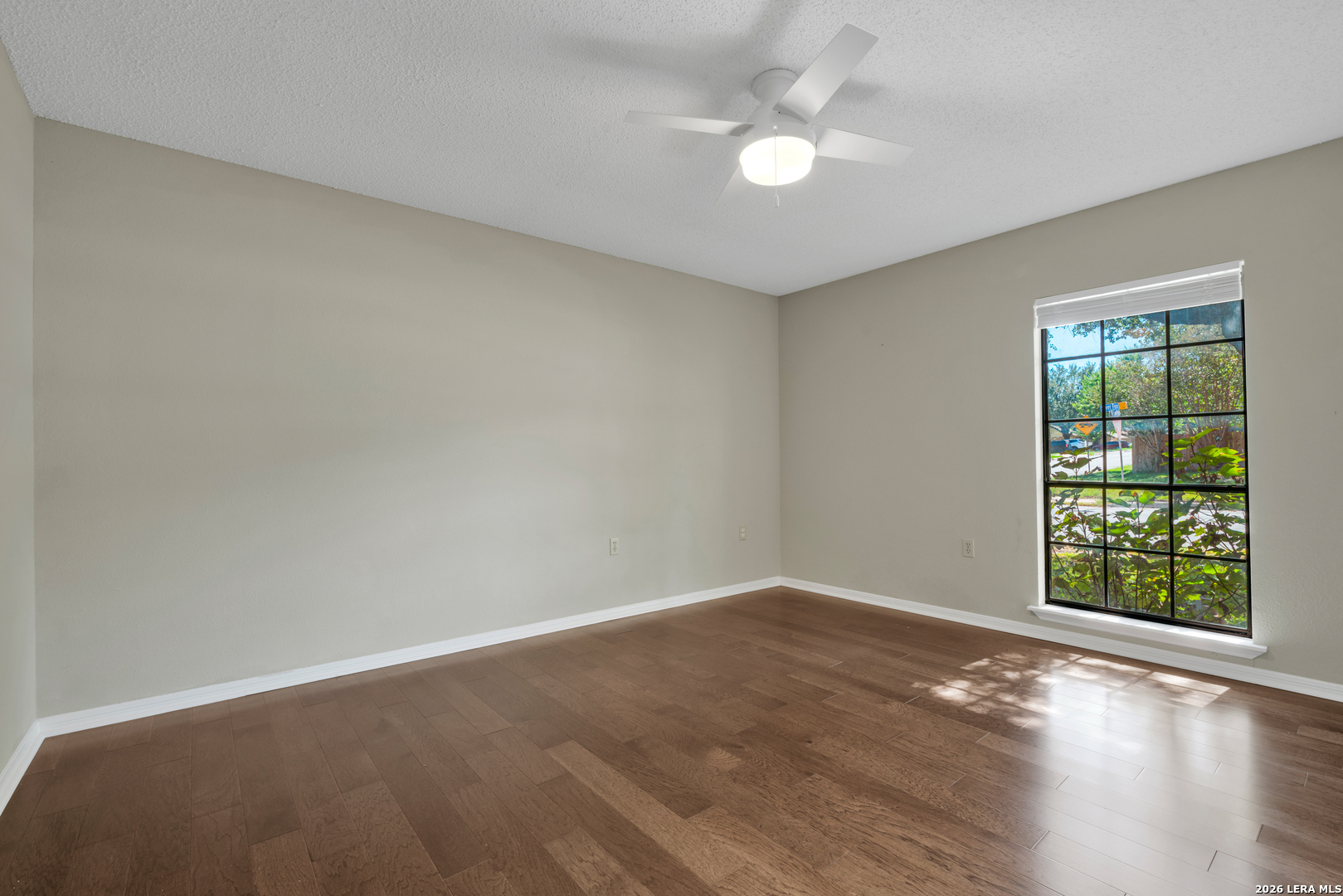 6327 Silver Fox, San Antonio, TX 78247