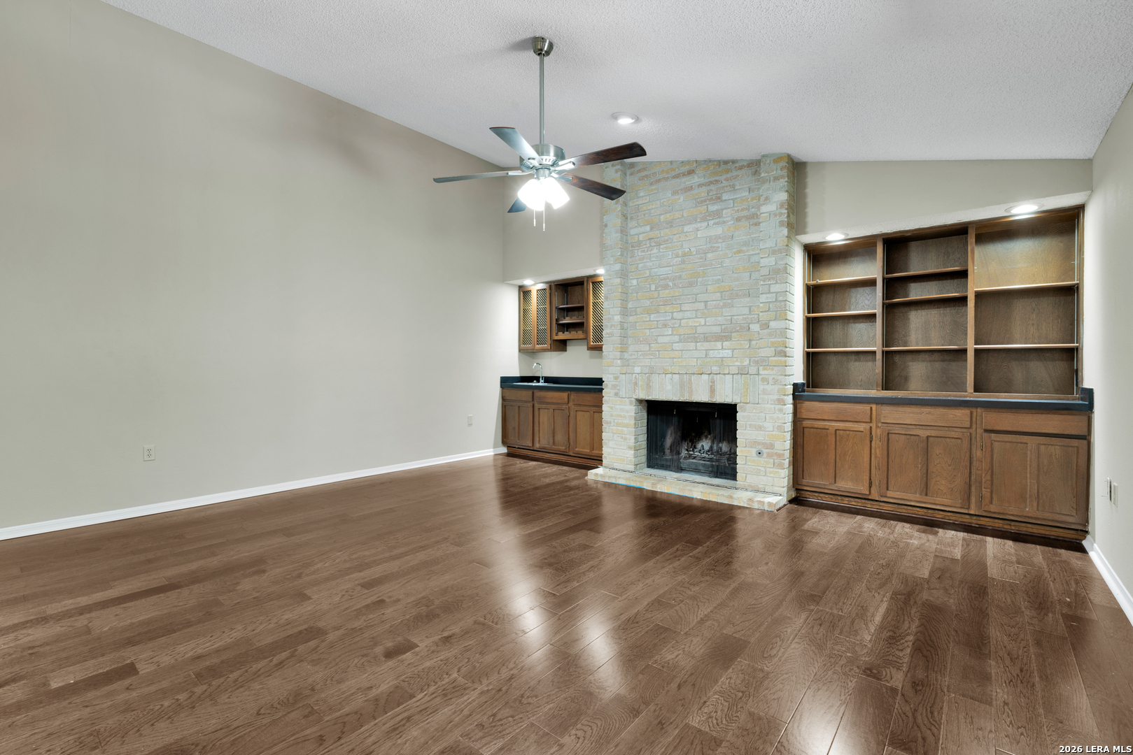 6327 Silver Fox, San Antonio, TX 78247