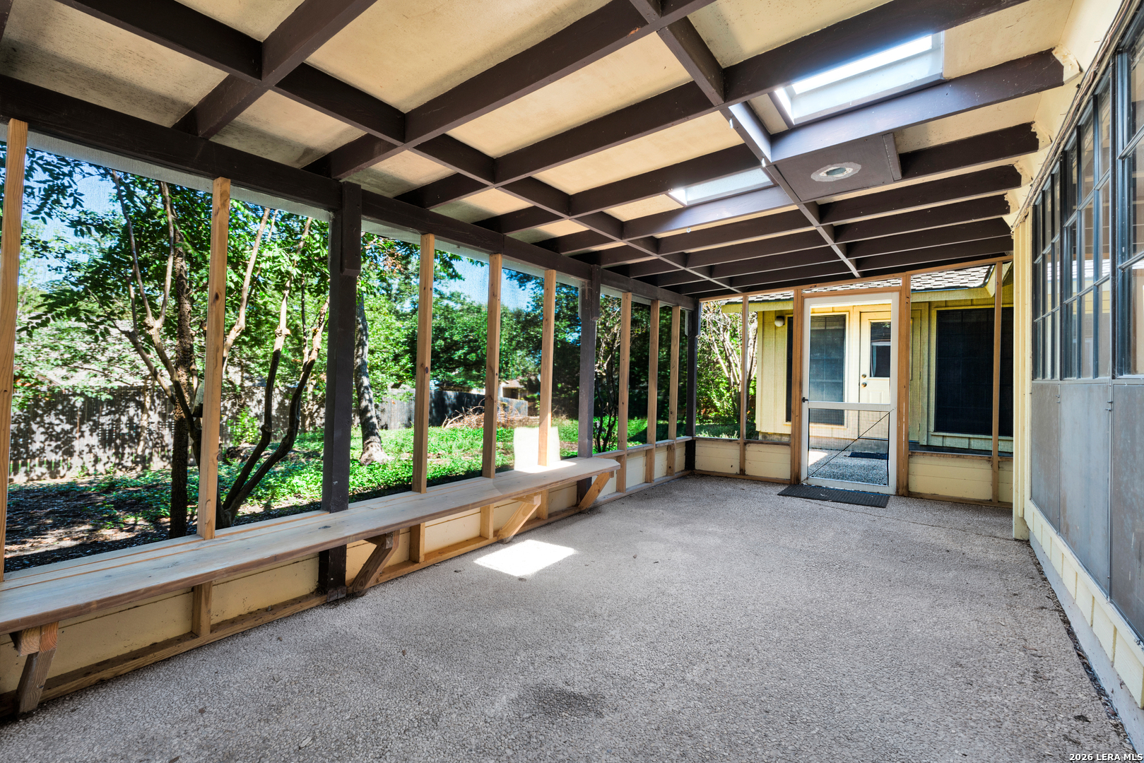 6327 Silver Fox, San Antonio, TX 78247