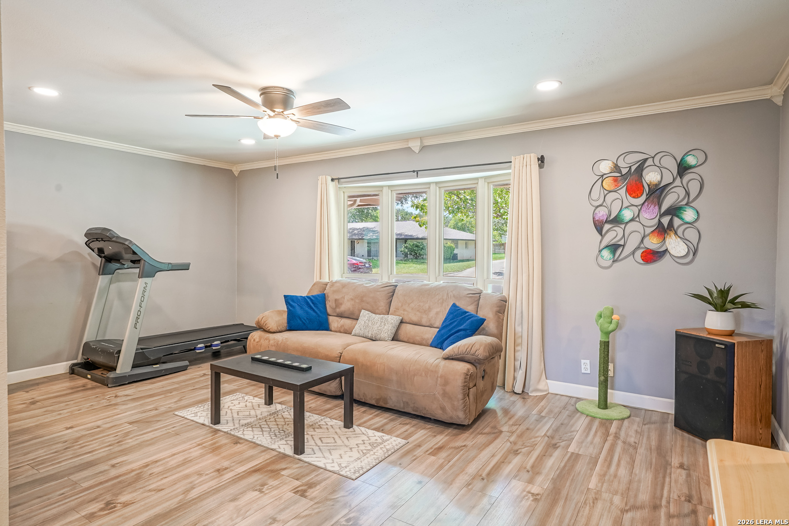 1st Living Area