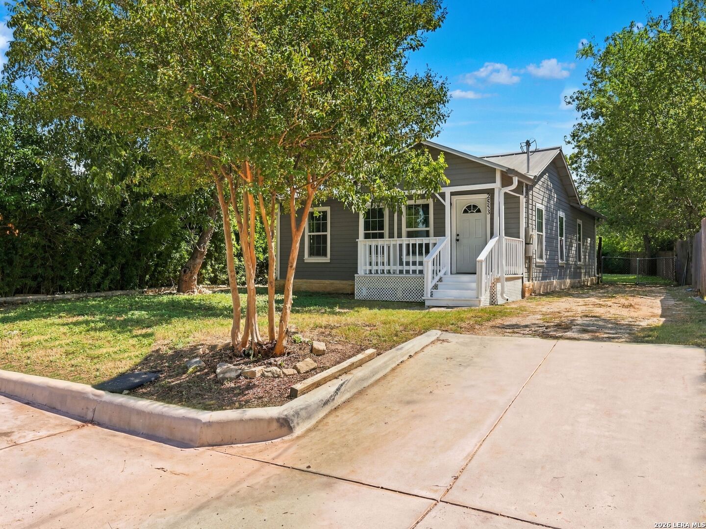2553 W SAN ANTONIO ST, New Braunfels, TX 78130