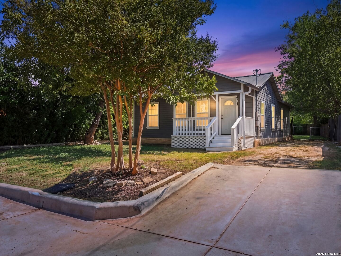 2553 W SAN ANTONIO ST, New Braunfels, TX 78130