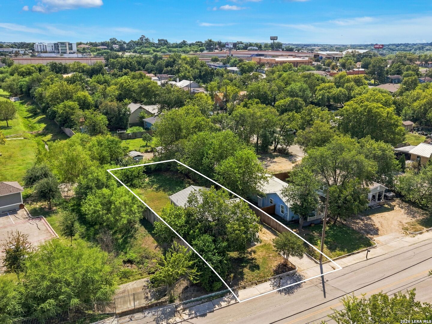 2553 W SAN ANTONIO ST, New Braunfels, TX 78130