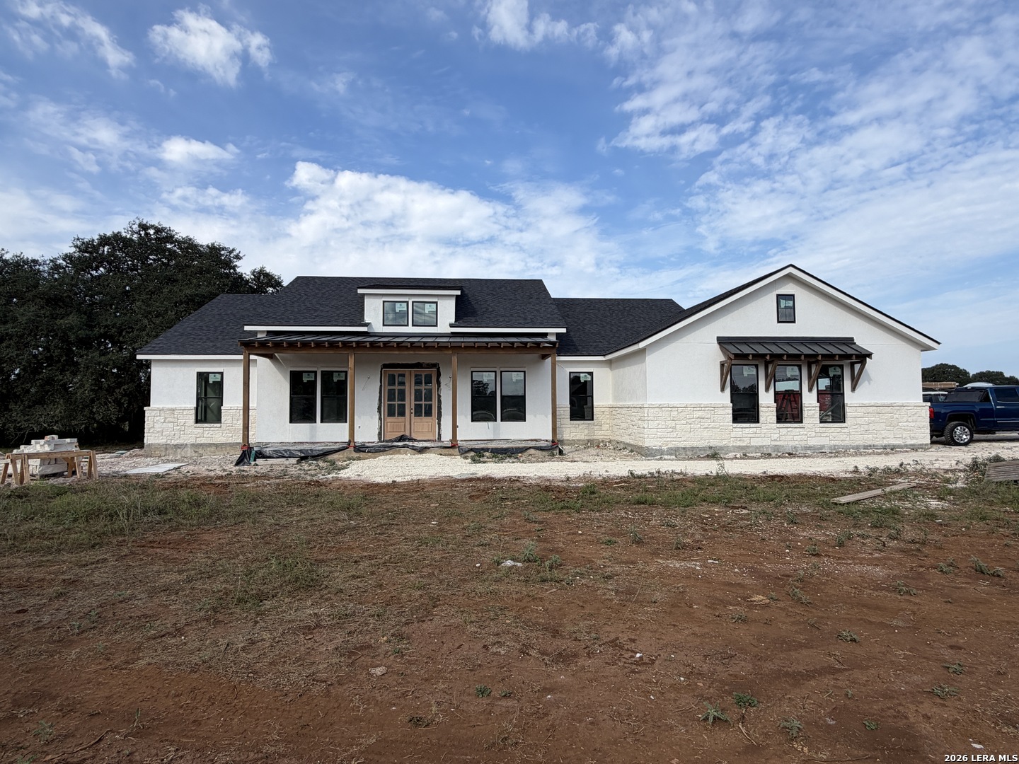 213 Lucky Ridge property photo 2