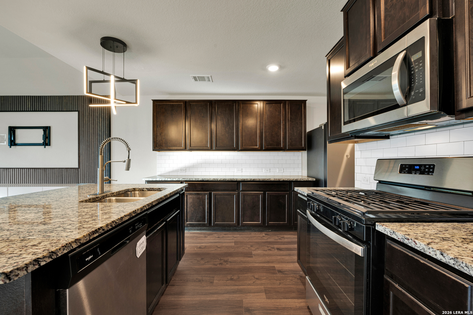 142 American Robin Way, San Antonio, TX 78253