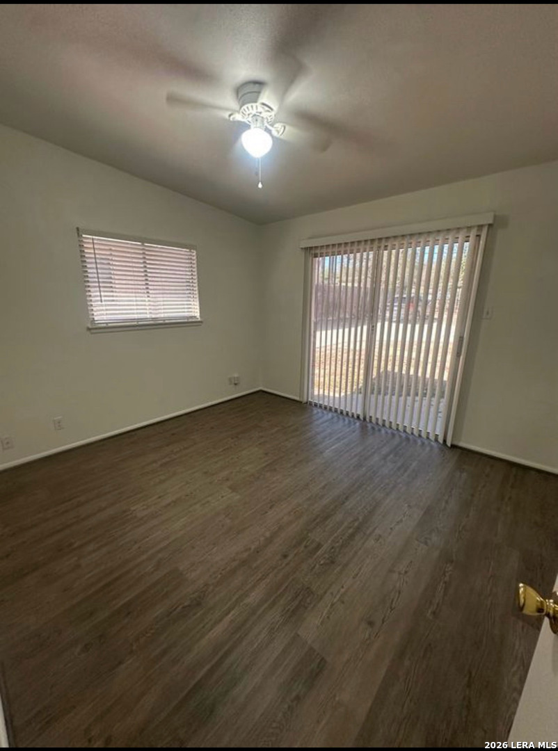 909 RITTIMAN RD, San Antonio, TX 78209