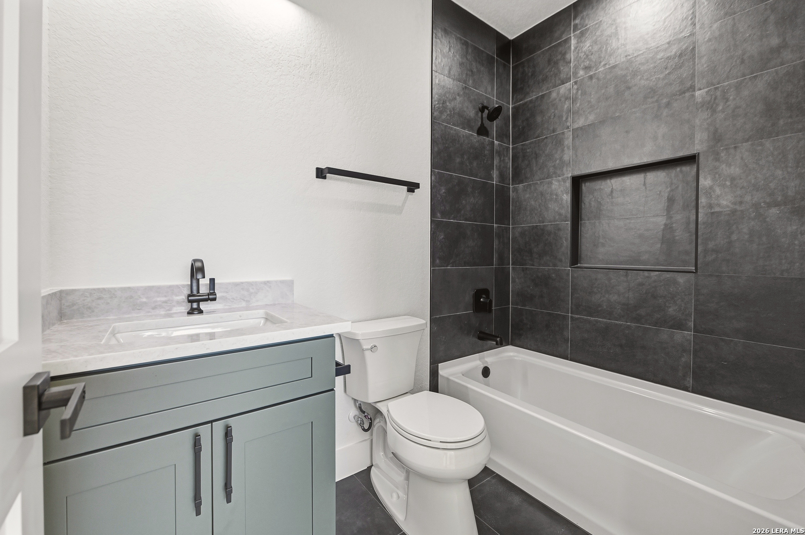 825 Vargas Alley, #101, San Antonio, TX 78203