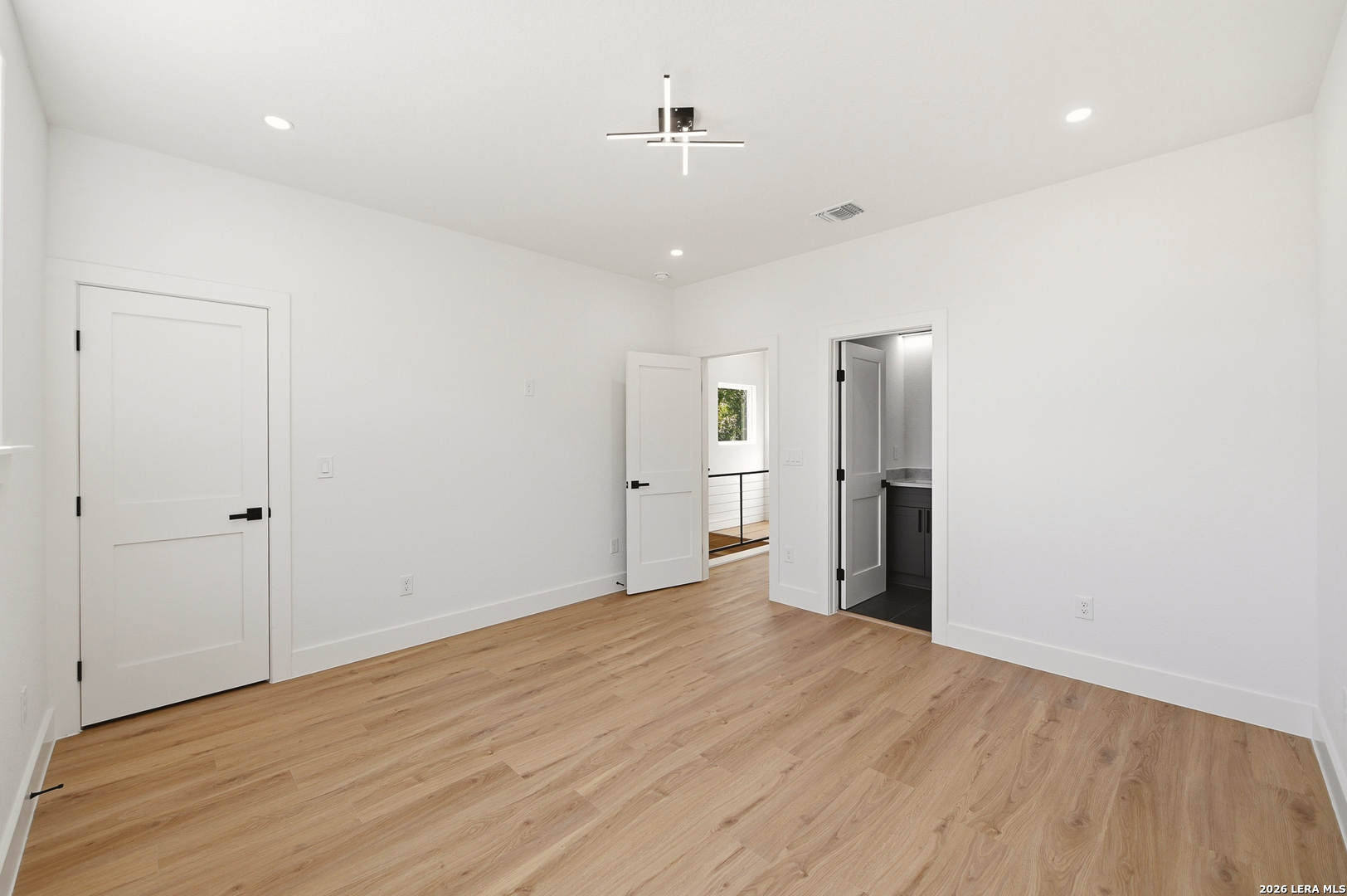 825 Vargas Alley, #101, San Antonio, TX 78203