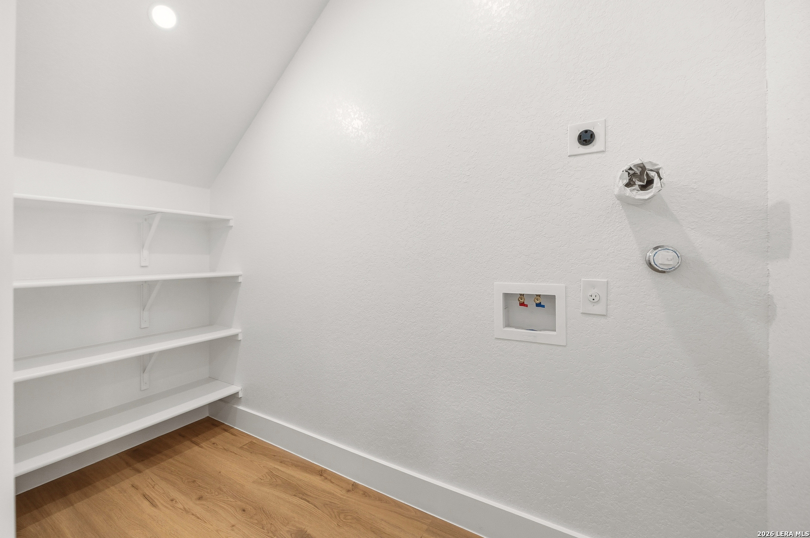 825 Vargas Alley, #101, San Antonio, TX 78203