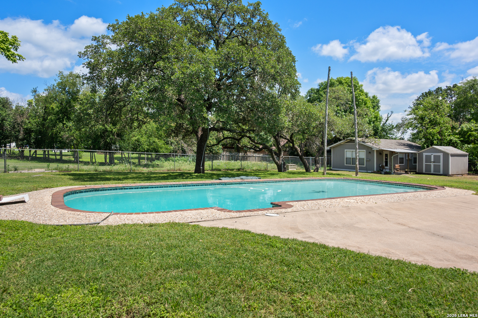 Property photo for 117 WEST LN, Kerrville, TX