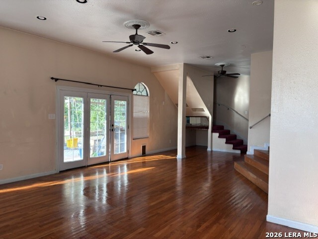 2710 W CRAIG PL, San Antonio, TX 78228
