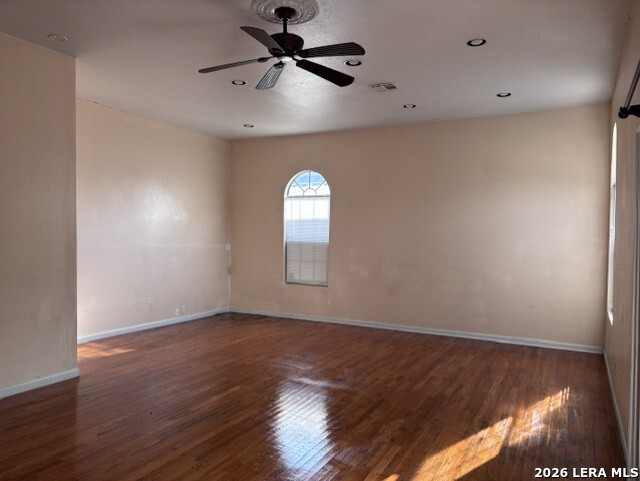 2710 W CRAIG PL, San Antonio, TX 78228