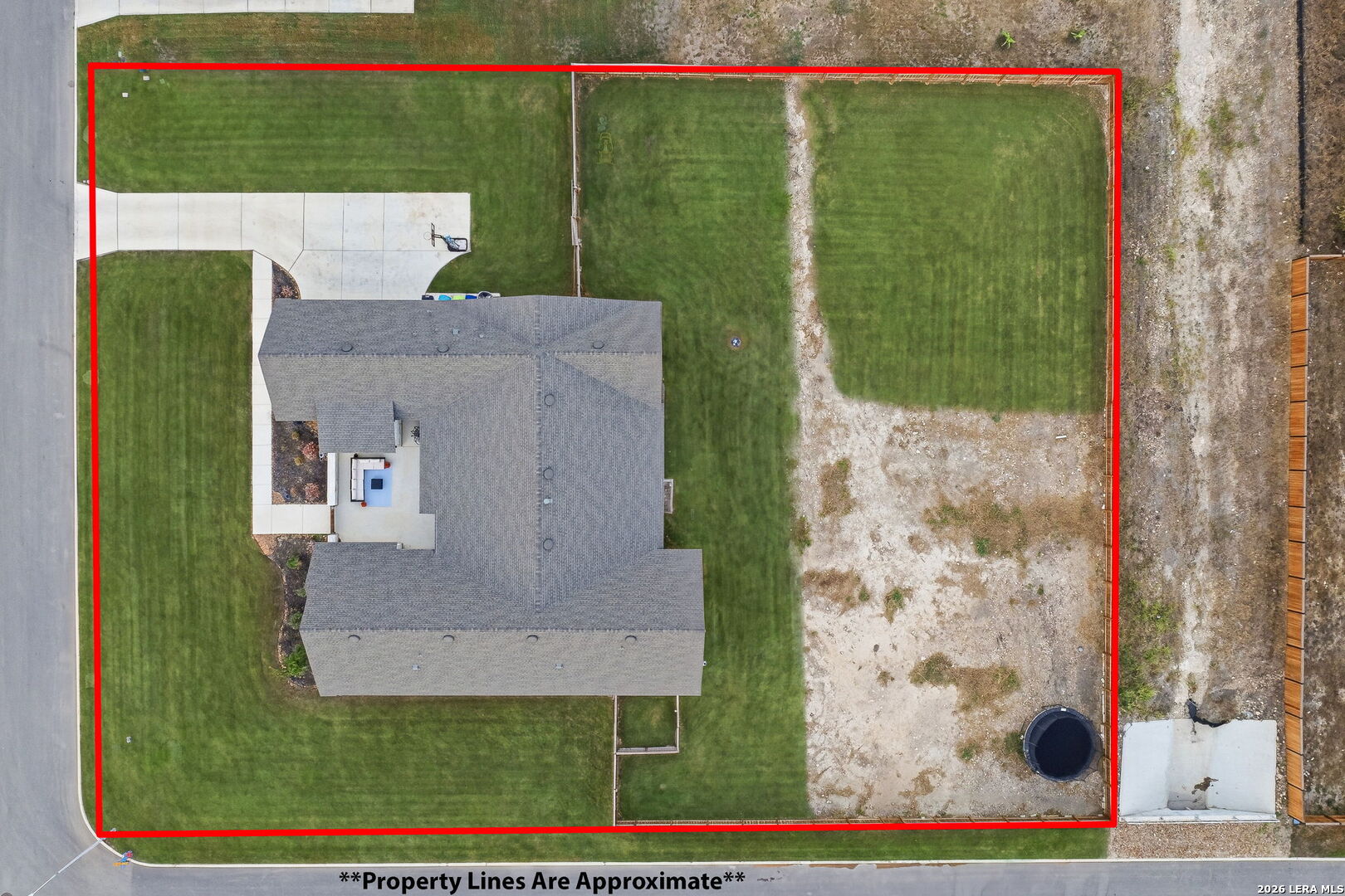 130 PIPER ST, Castroville, TX 78009
