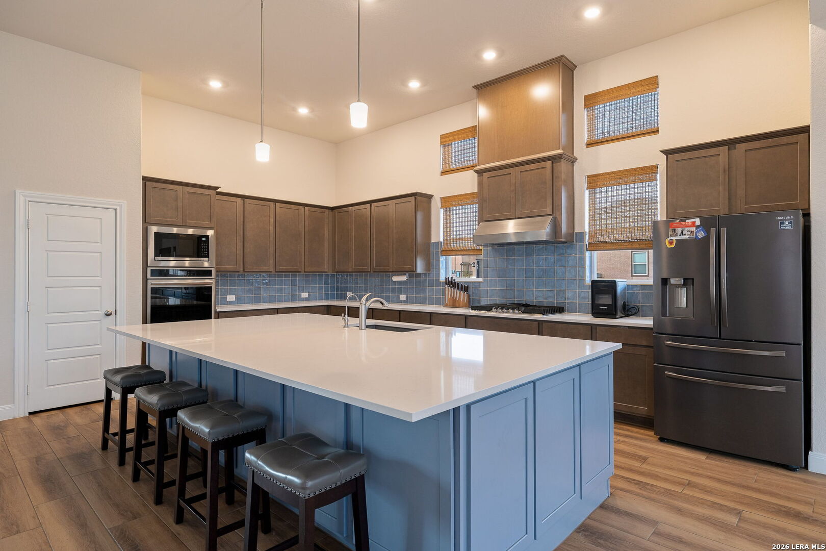 130 PIPER ST, Castroville, TX 78009