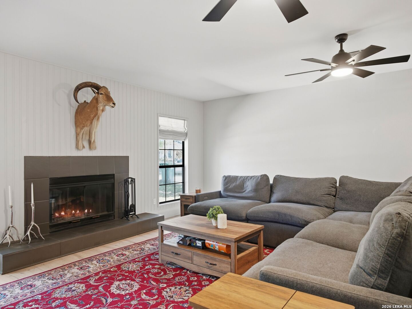 327 Deer Creek Dr, Boerne, TX 78006