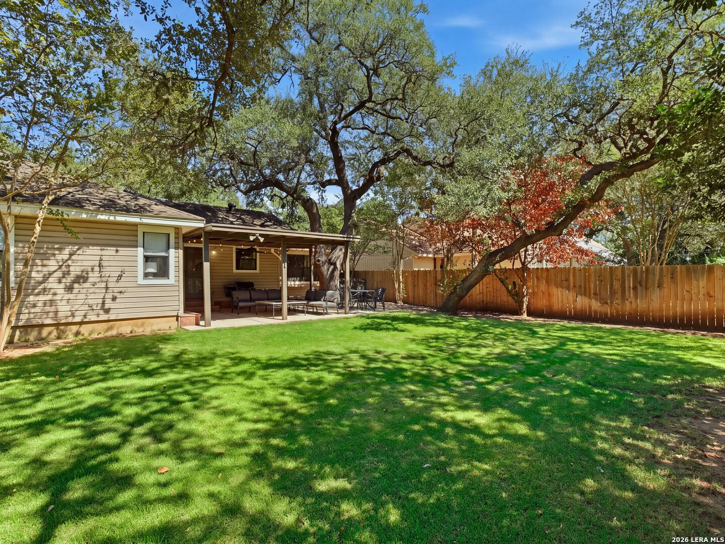 327 Deer Creek Dr, Boerne, TX 78006