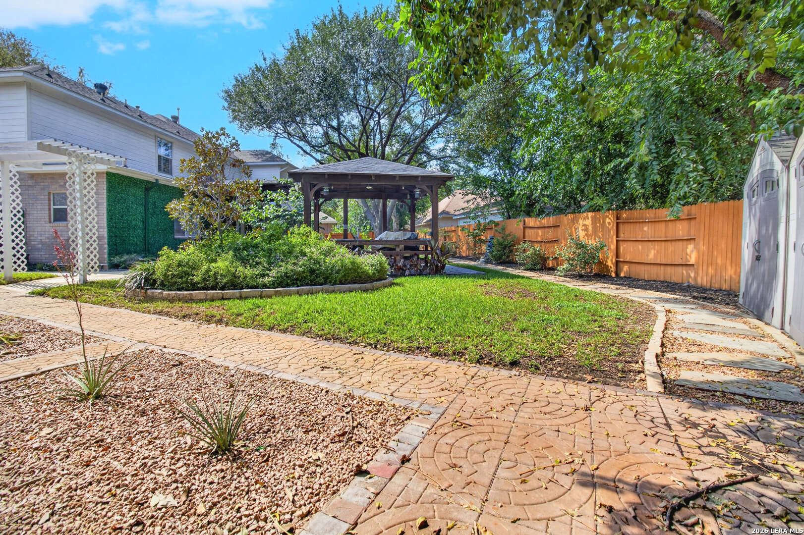 2407 Enfield Grove Dr, San Antonio, TX 78231