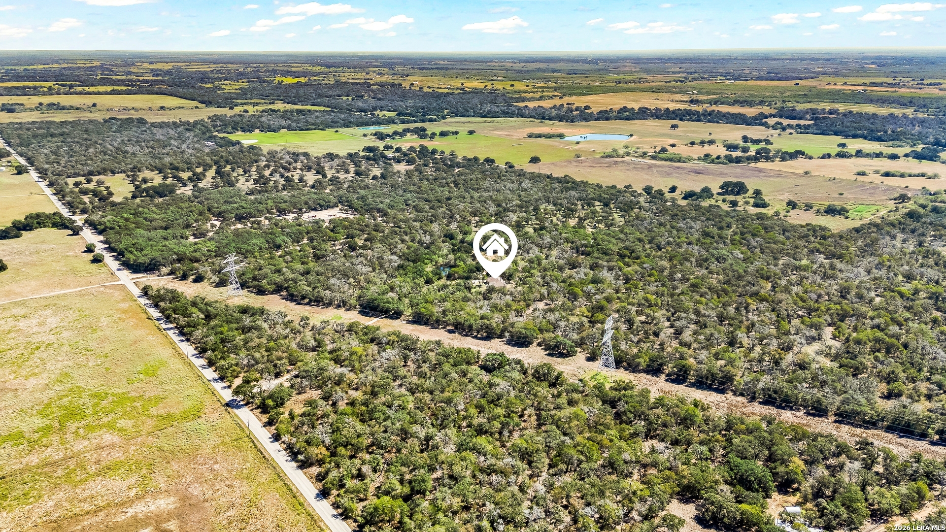 828 County Road 334, Stockdale, TX 78160