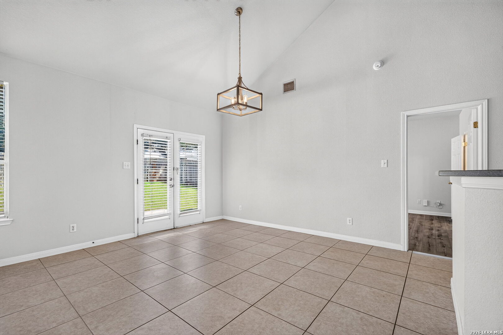 20614 Cliff Park Ln, San Antonio, TX 78258