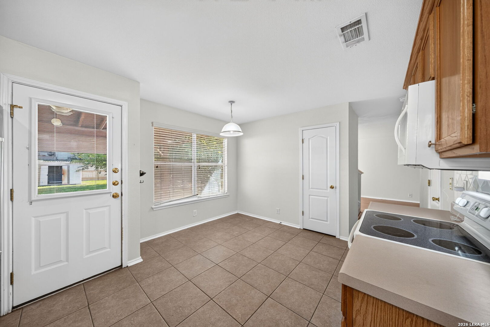 6018 Wood Bayou, San Antonio, TX 78249