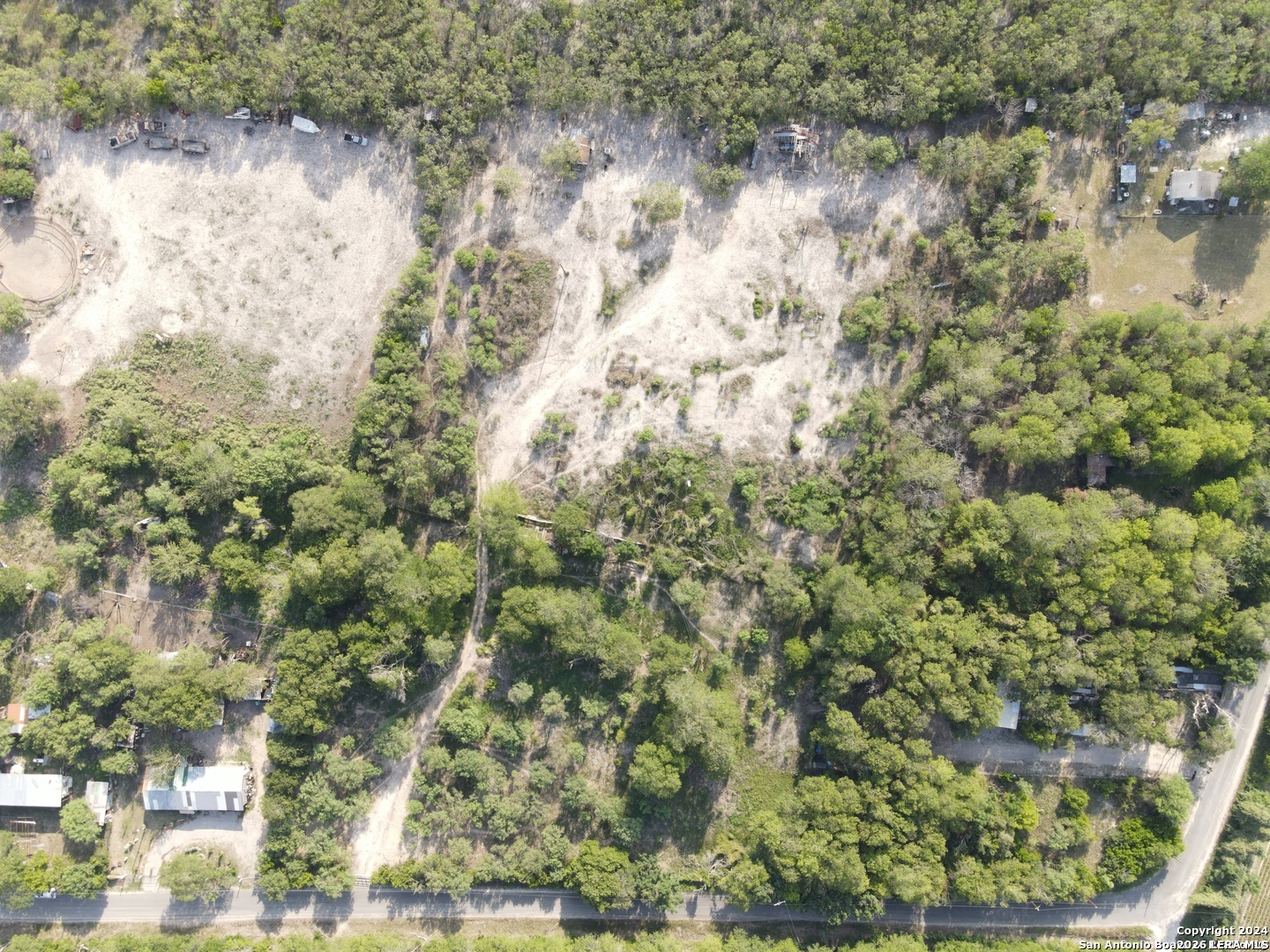 2130 Goeth, San Antonio, TX 78221