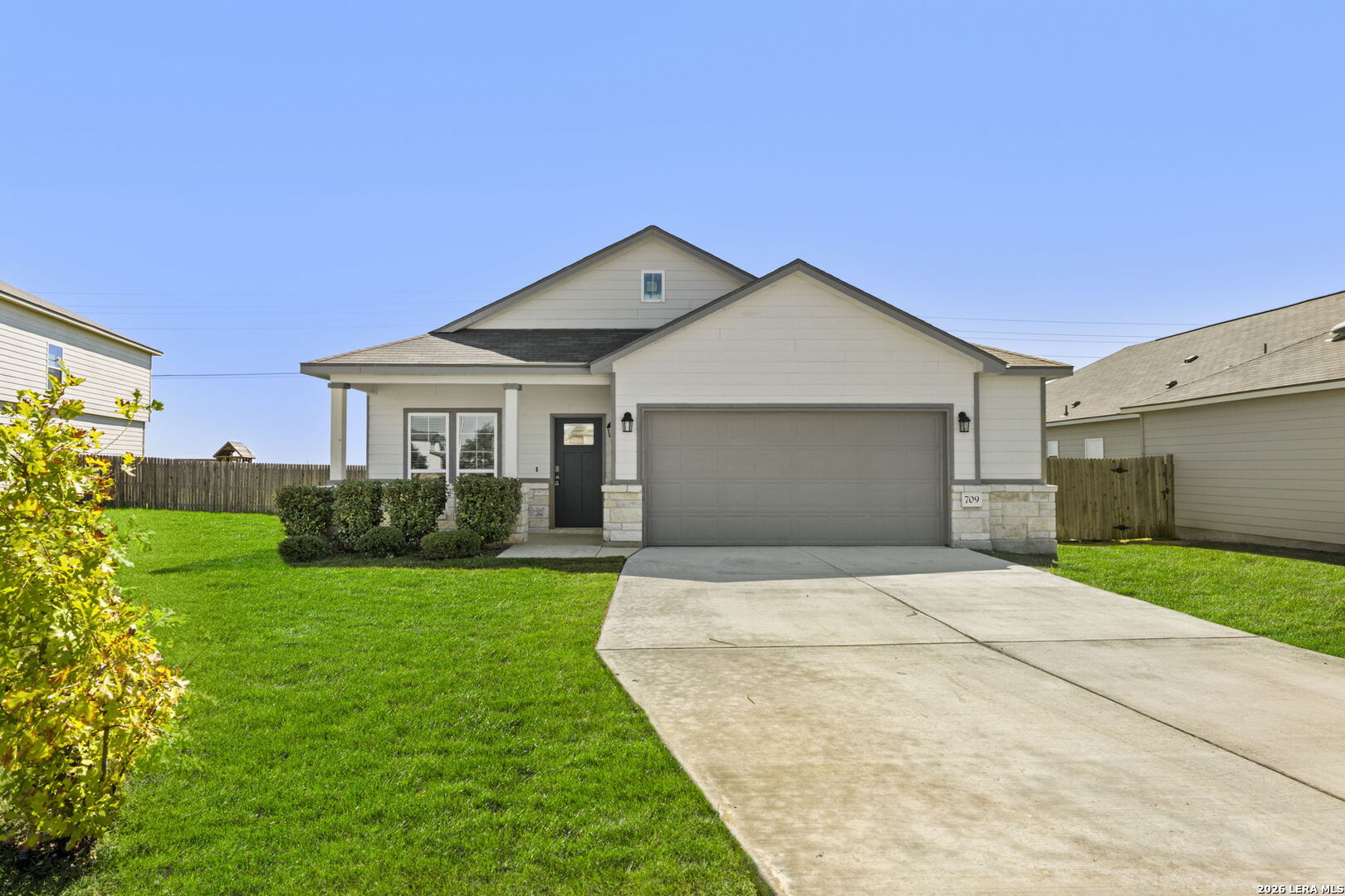Property photo for 709 Farmers Dell, New Braunfels, TX