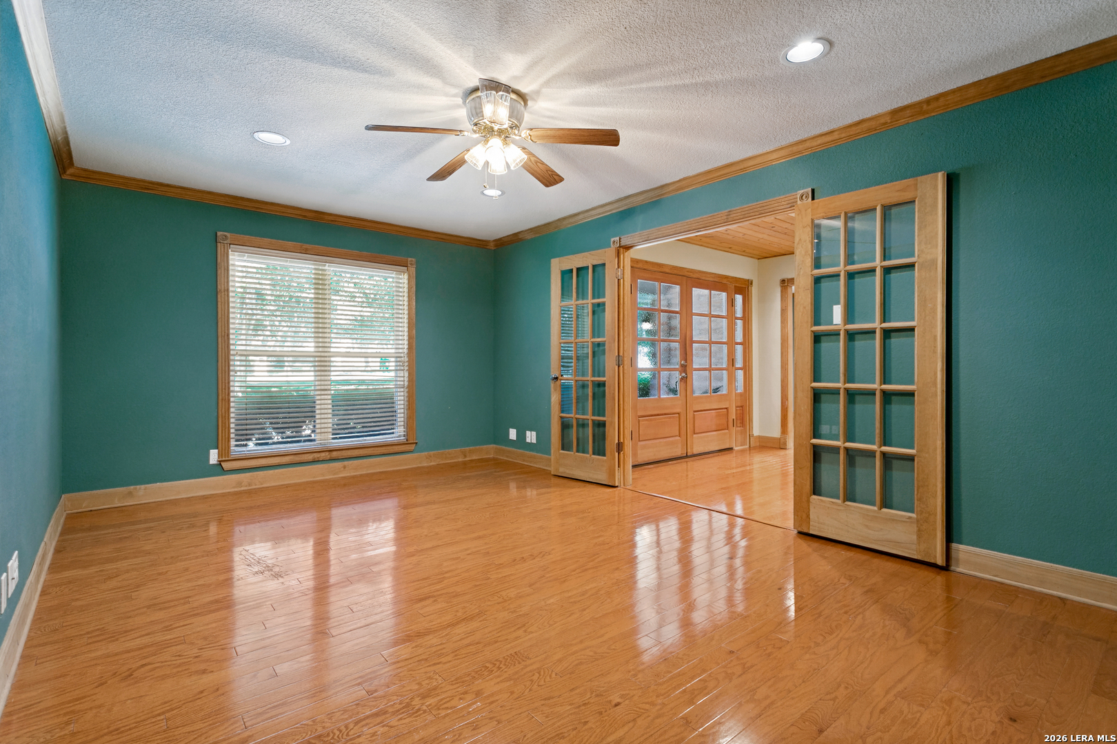 218 VILLAGE CIR, Hill Country Village, TX 78232