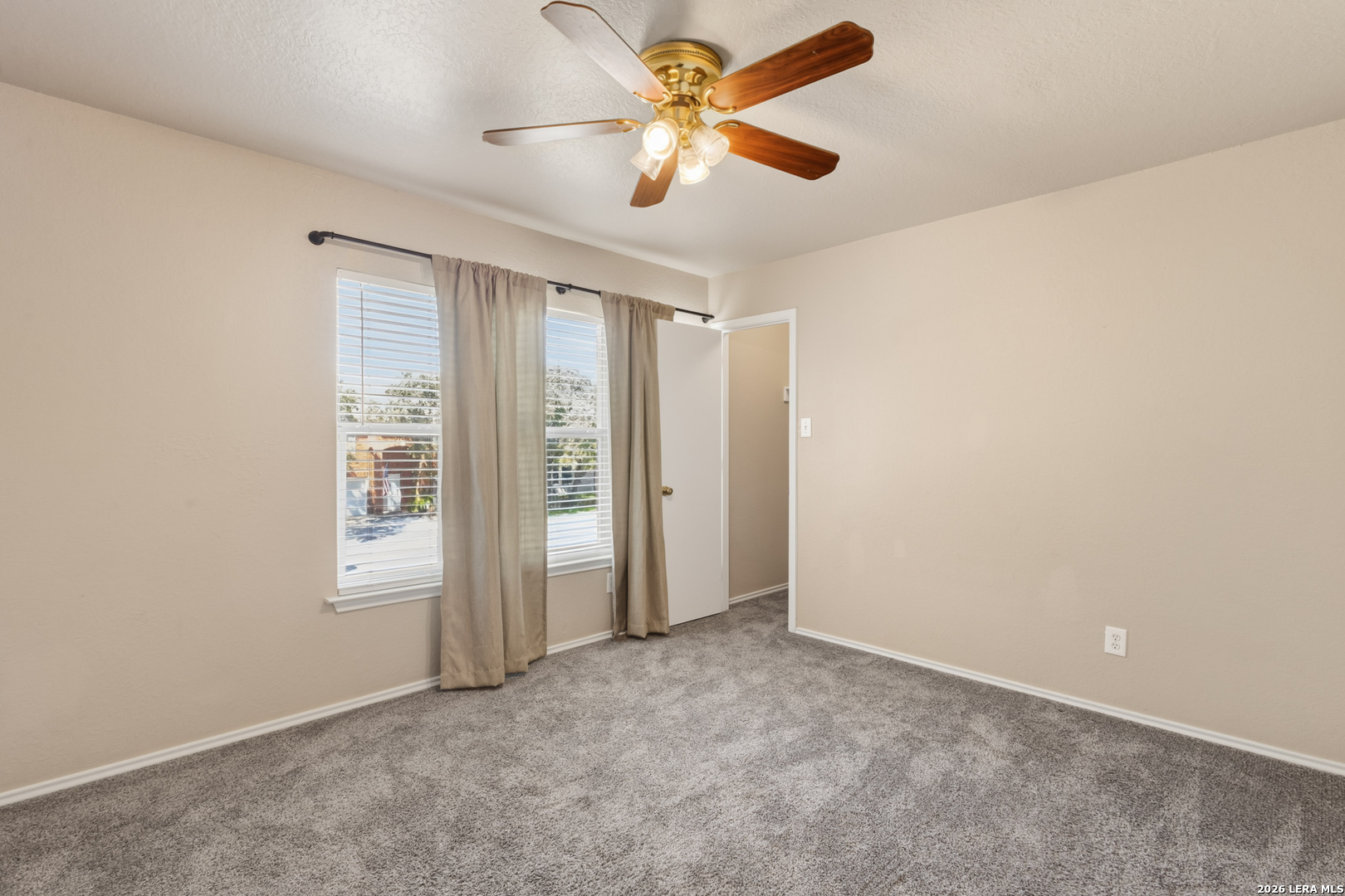 406 BLUEGRASS CRK, San Antonio, TX 78253
