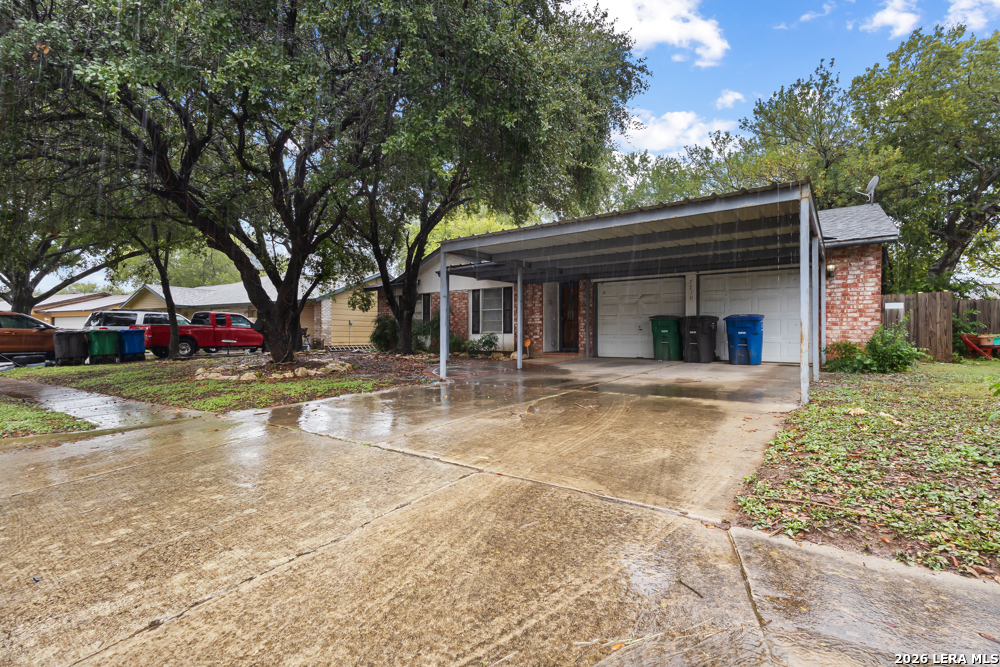 7710 PIPERS VIEW ST, San Antonio, TX 78251