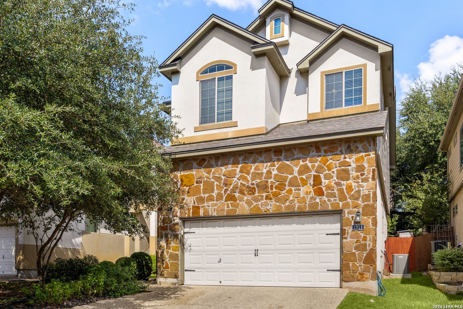 1311 CRESSWELL CV, San Antonio, TX 78258