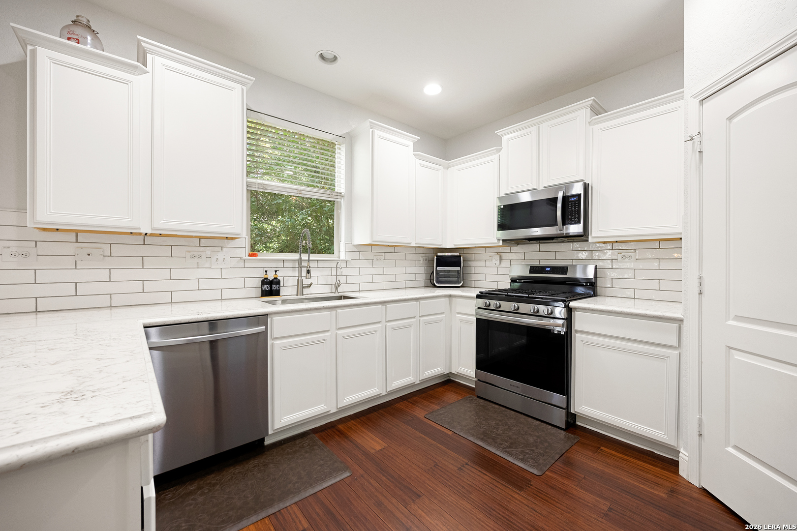 1311 CRESSWELL CV, San Antonio, TX 78258