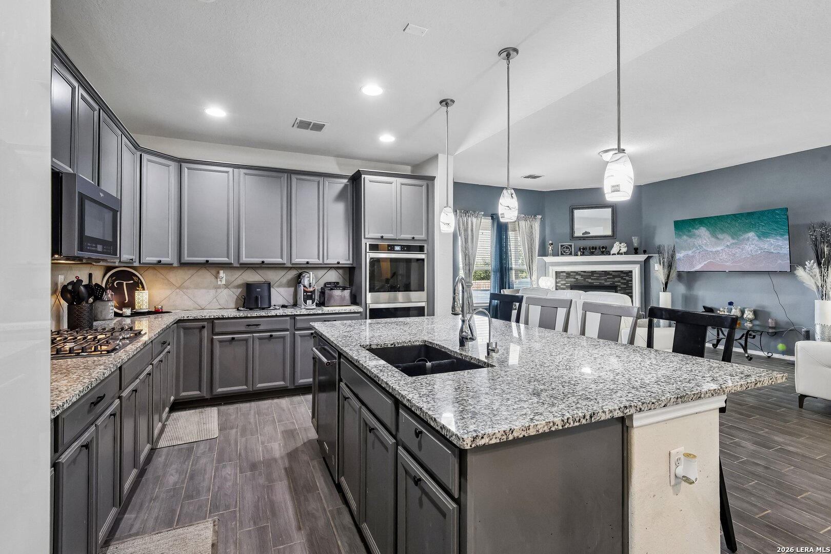 10727 Lone Ranger, San Antonio, TX 78254