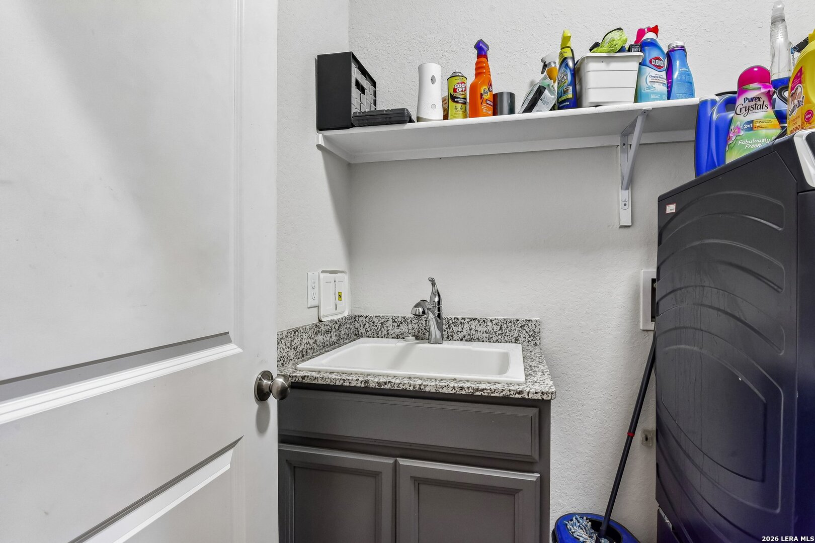 10727 Lone Ranger, San Antonio, TX 78254