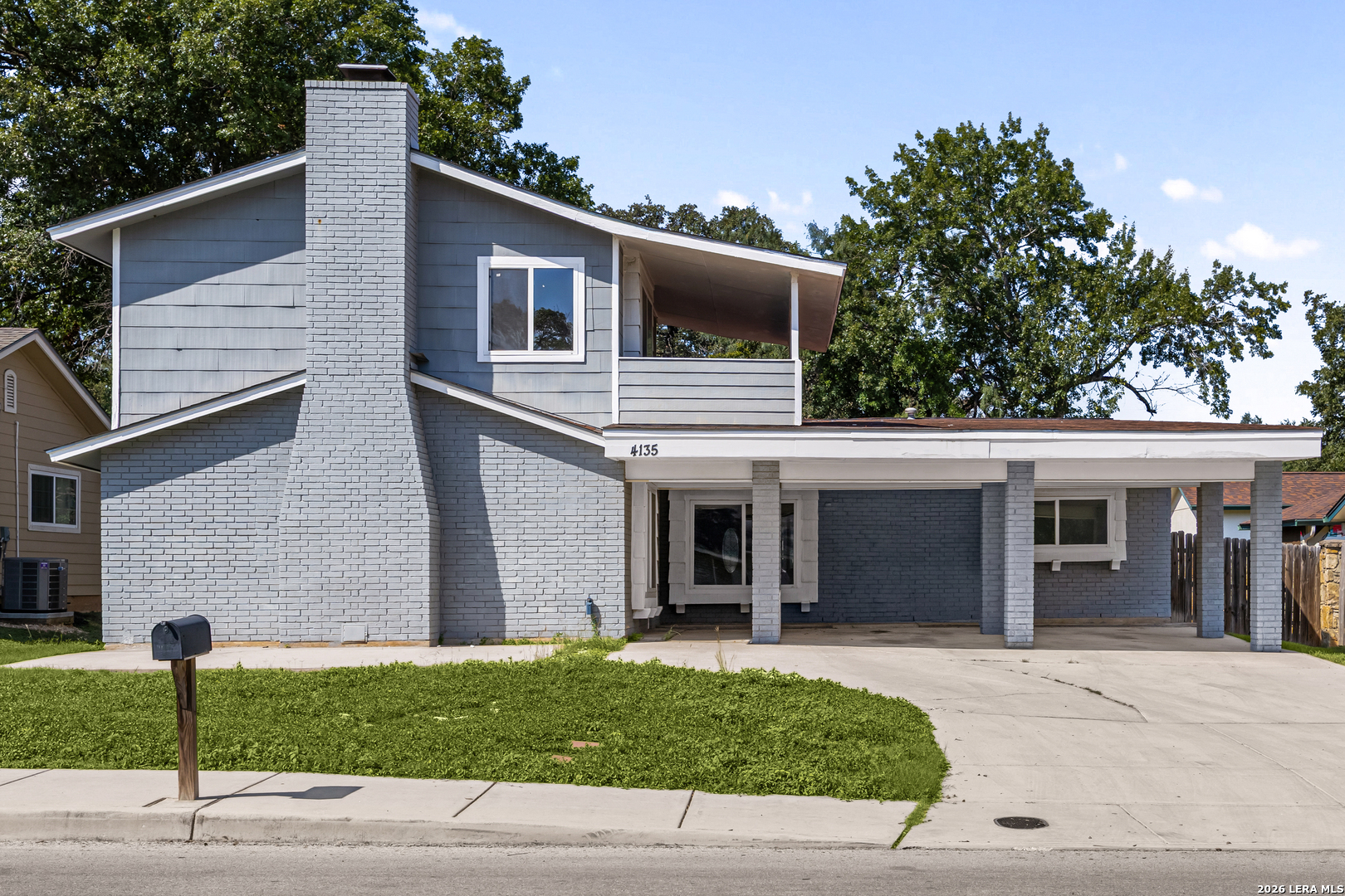Photo 2 of Single family home for sale at 4135 Ramsgate St, San Antonio, TX 78230 | MLS# 2022213 | Listing updated on 2026-10-09