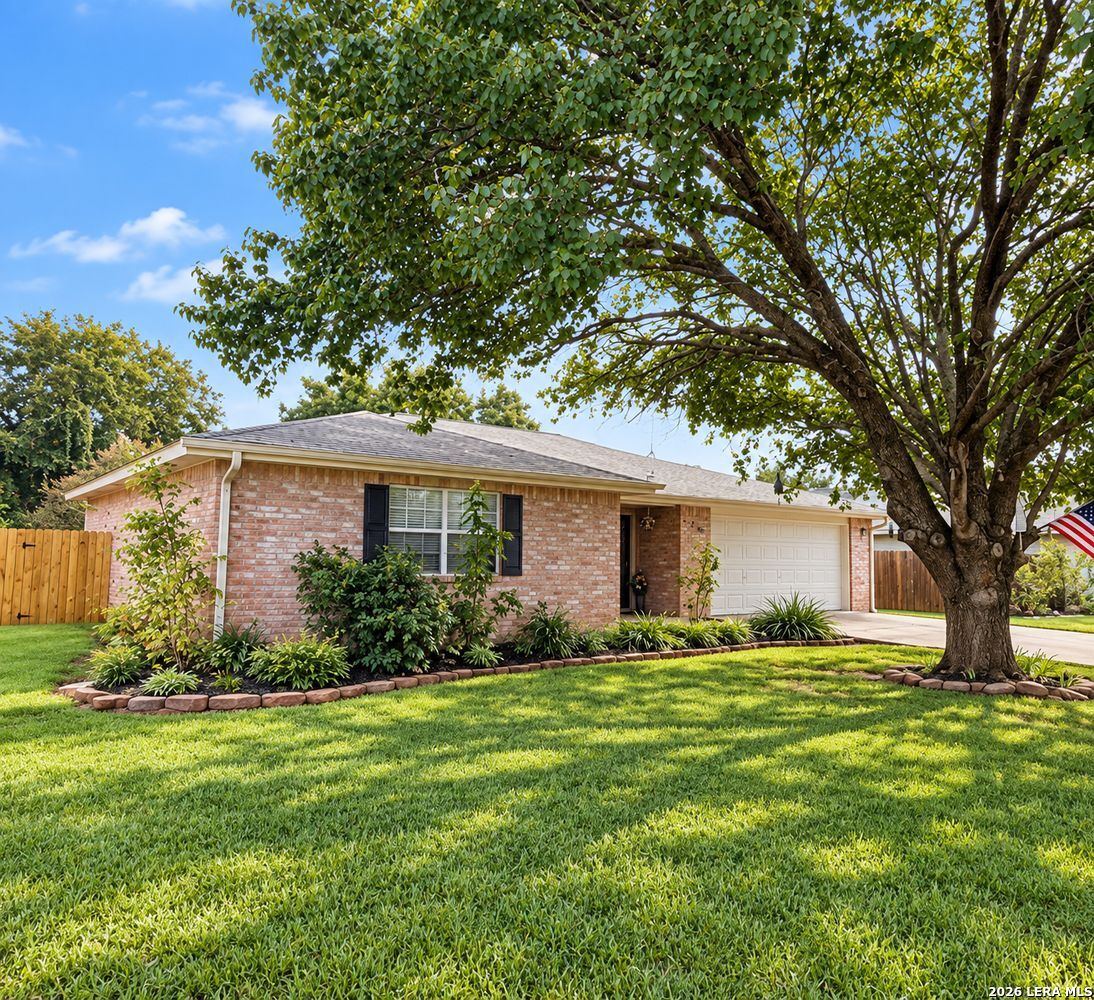 Property photo for 719 DAWN LN, Fredericksburg, TX