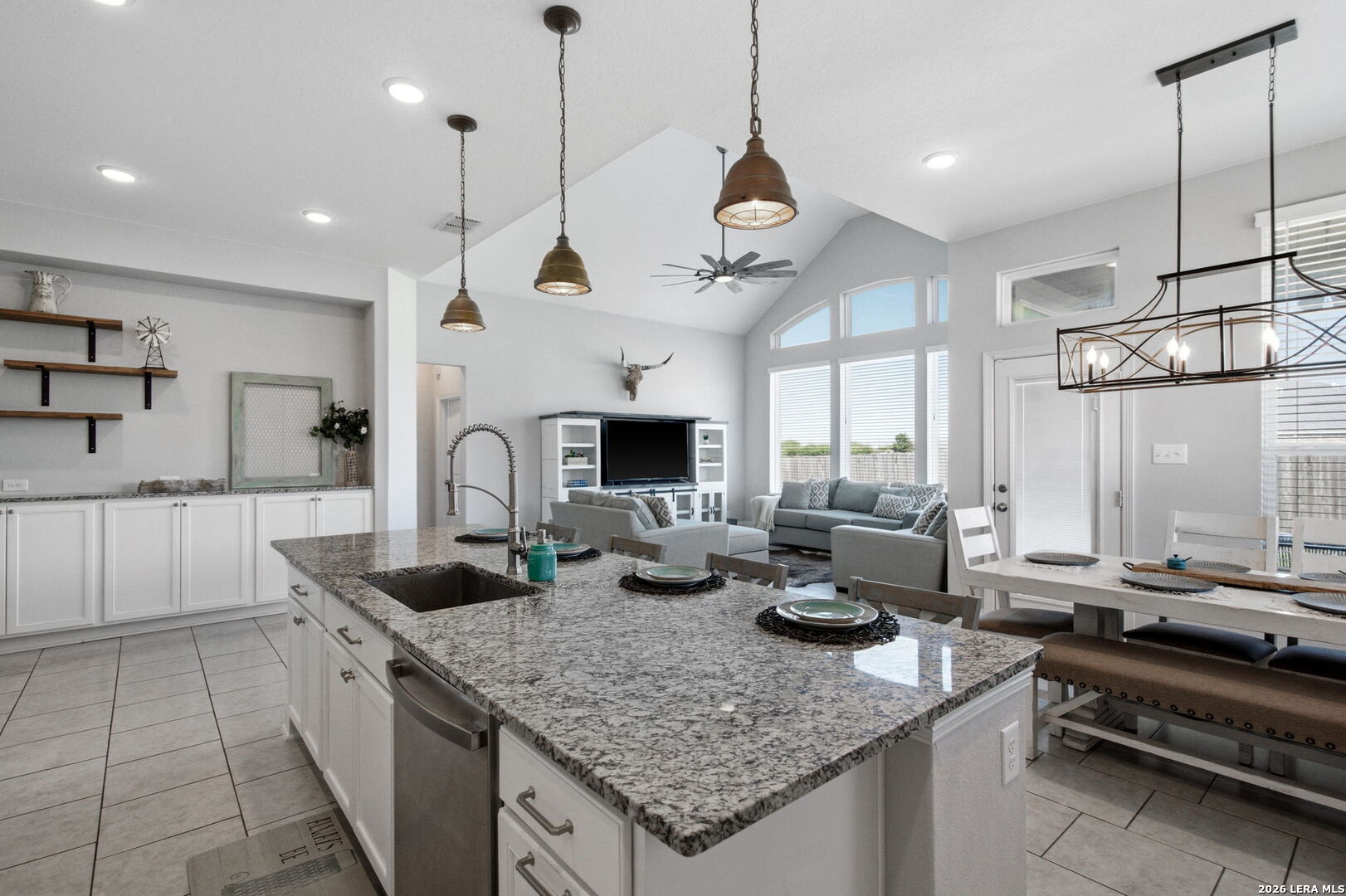 3204 MORLANGA ST, New Braunfels, TX 78130