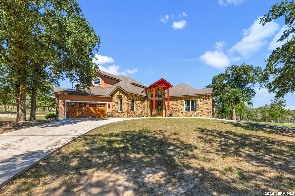 Photo 4 of Single family home for sale at 507 Enchanted Oak Dr, La Vernia, TX 78121 | MLS# 2022752 | Listing updated on 2026-10-09