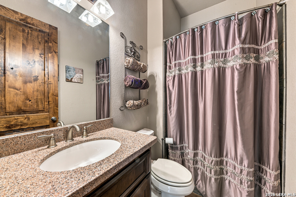 507 ENCHANTED OAK DR, La Vernia, TX 78121