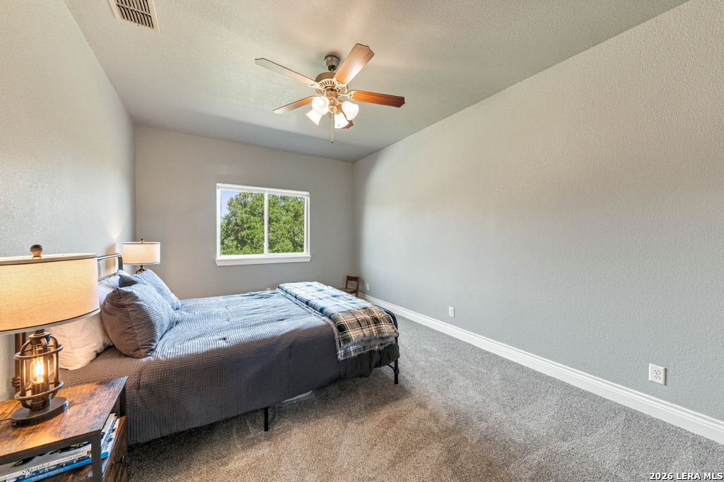 507 ENCHANTED OAK DR, La Vernia, TX 78121