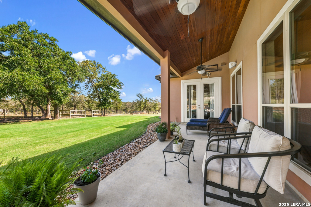 507 ENCHANTED OAK DR, La Vernia, TX 78121