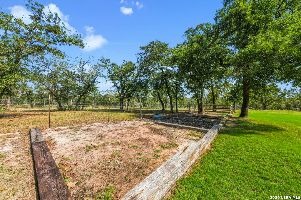 507 ENCHANTED OAK DR, La Vernia, TX 78121