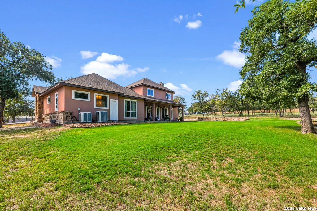 507 ENCHANTED OAK DR, La Vernia, TX 78121