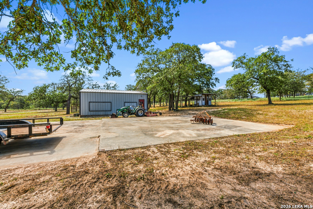 507 ENCHANTED OAK DR, La Vernia, TX 78121