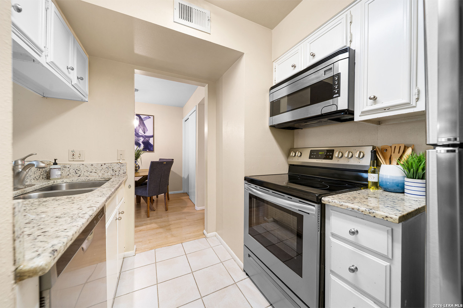 8702 Village Dr, #503, San Antonio, TX 78217