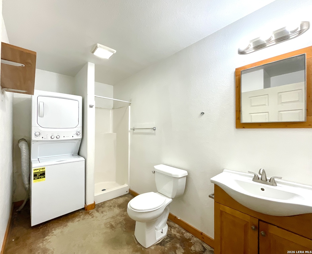 573 State Highway 97 E, #104, Floresville, TX 78114