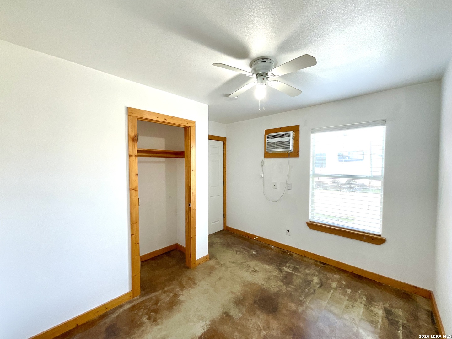 573 State Highway 97 E, #104, Floresville, TX 78114