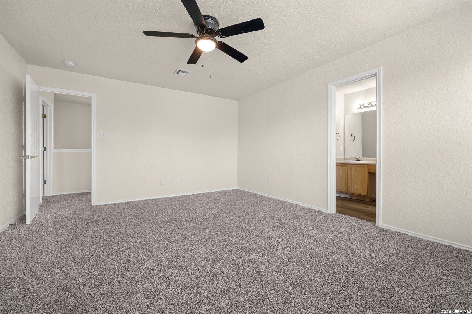 9131 LAGUNA FLS, San Antonio, TX 78251