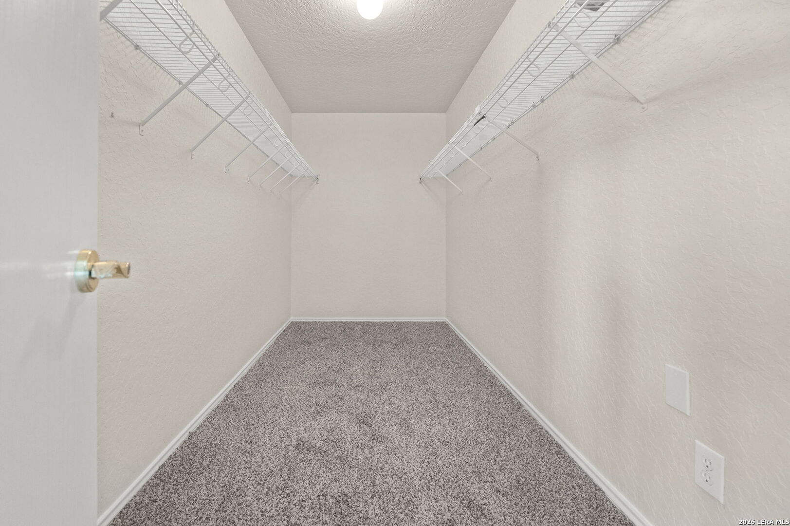 9131 LAGUNA FLS, San Antonio, TX 78251